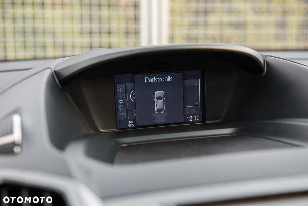 Ford Grand C-MAX - 23