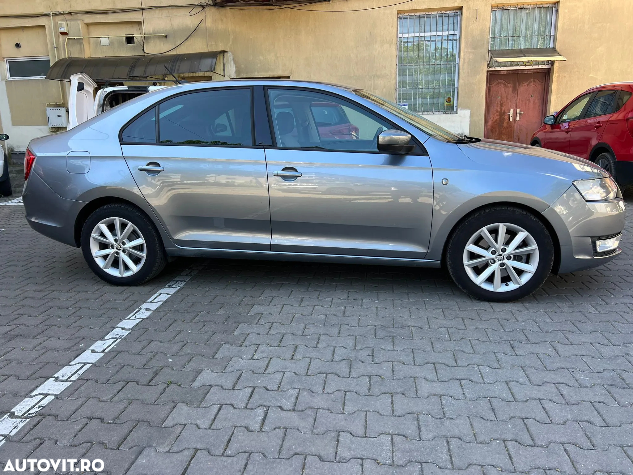 Skoda RAPID 1.6 TDI Elegance - 13
