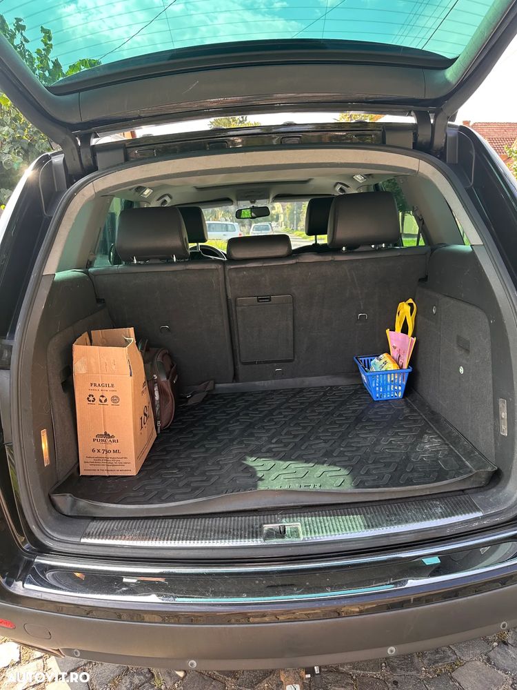 Volkswagen Touareg ver-3-0-v6-tdi-aut- - 10