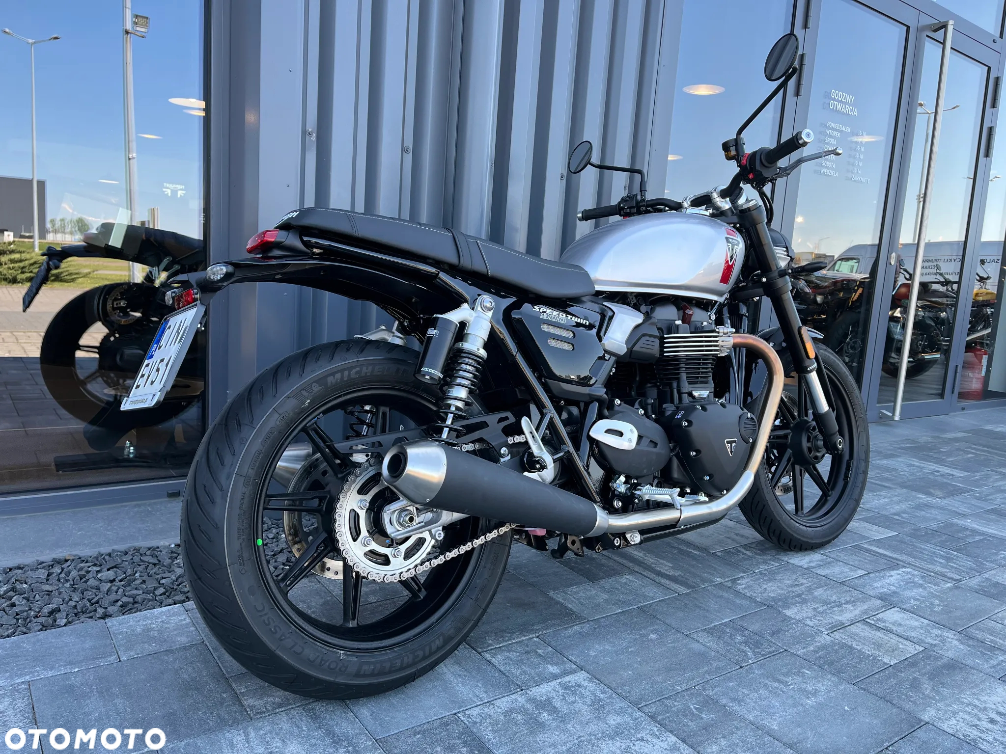 Triumph Speed Twin - 3