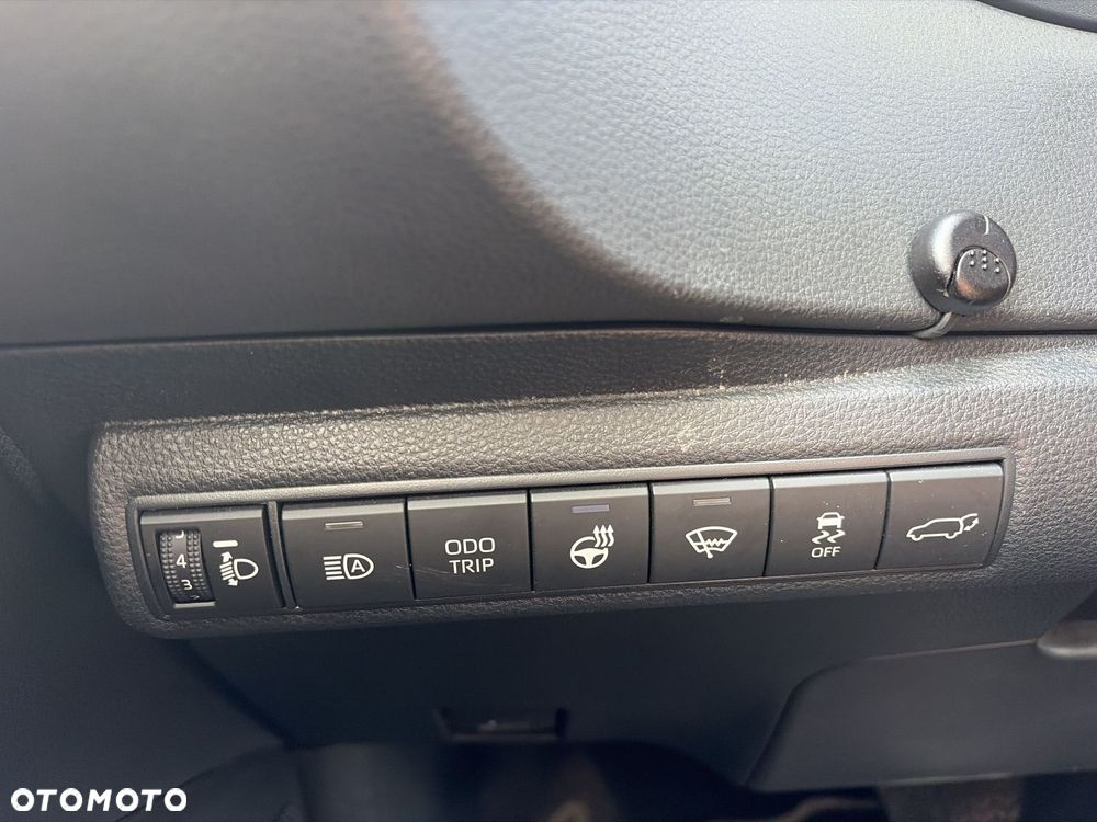 Toyota Corolla 1.8 Hybrid Style - 24