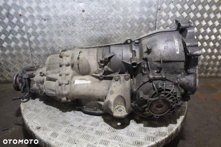SKRZYNIA BIEGÓW AUTOMAT AUDI A6 C6 3.0TDI - 6