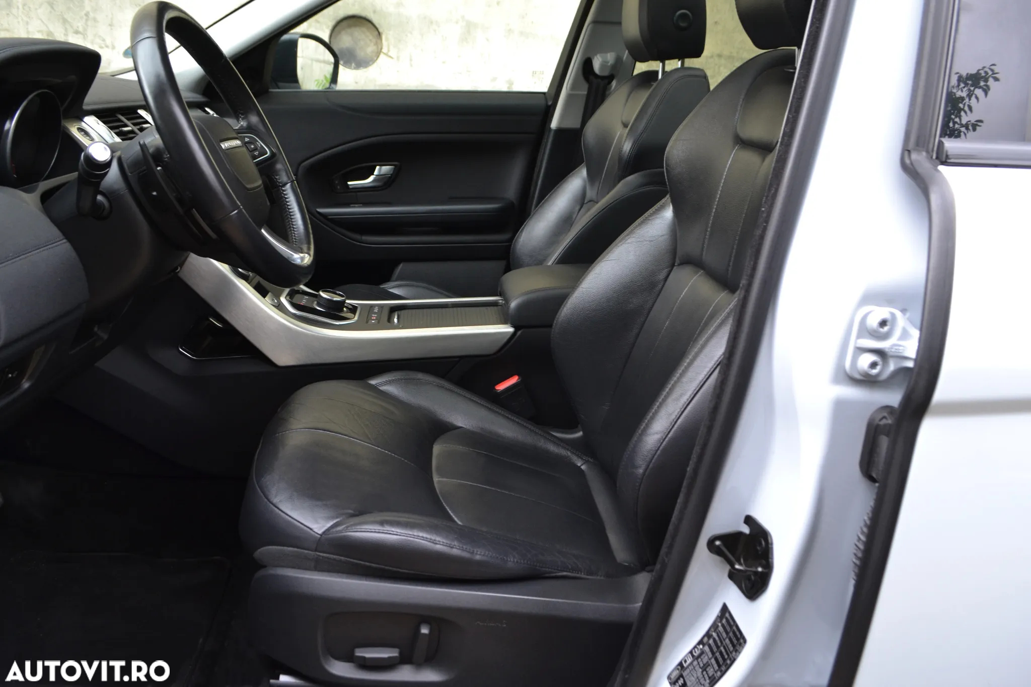 Land Rover Range Rover Evoque 2.0 D180 R-Dynamic - 9