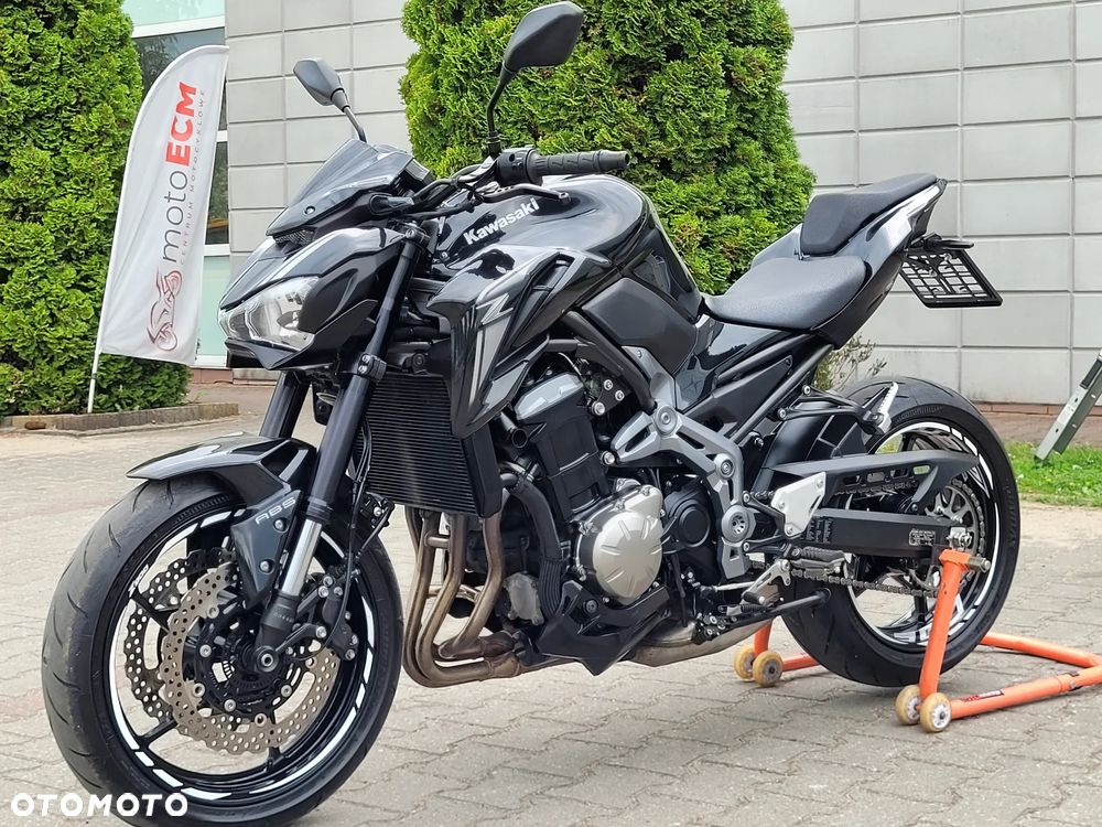 Kawasaki Z 900 - 12