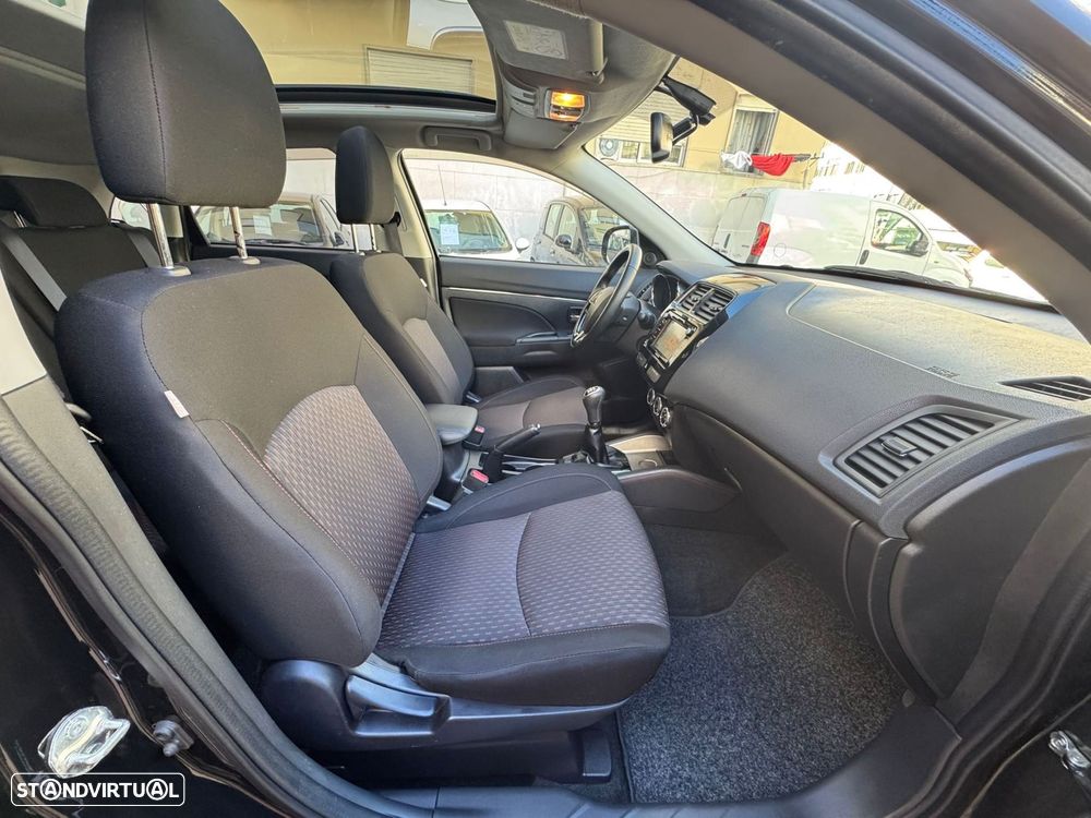 Mitsubishi ASX 1.6 MIVEC Intense Connect Edition - 12