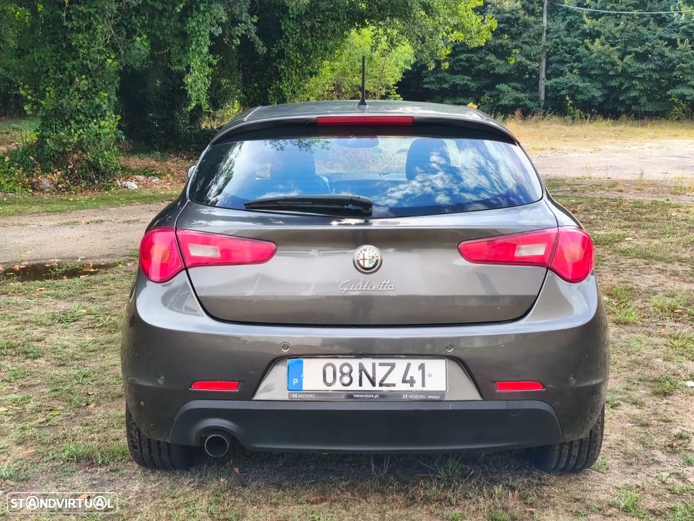 Alfa Romeo Giulietta 1.6 JTDM Distinctive - 33