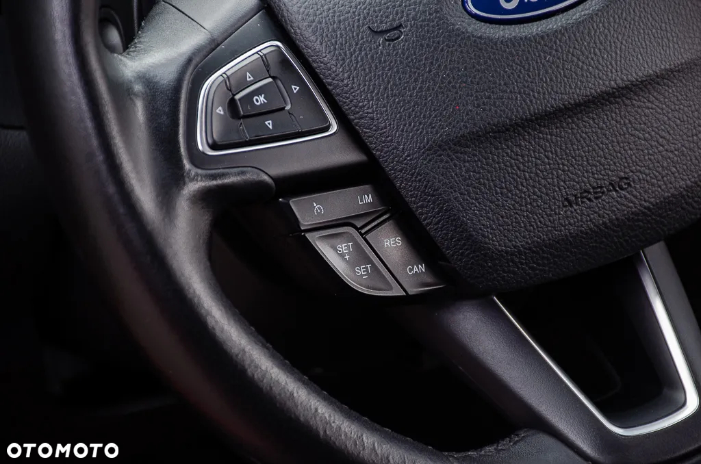 Ford Focus 1.5 EcoBlue Start-Stopp-System TITANIUM - 8