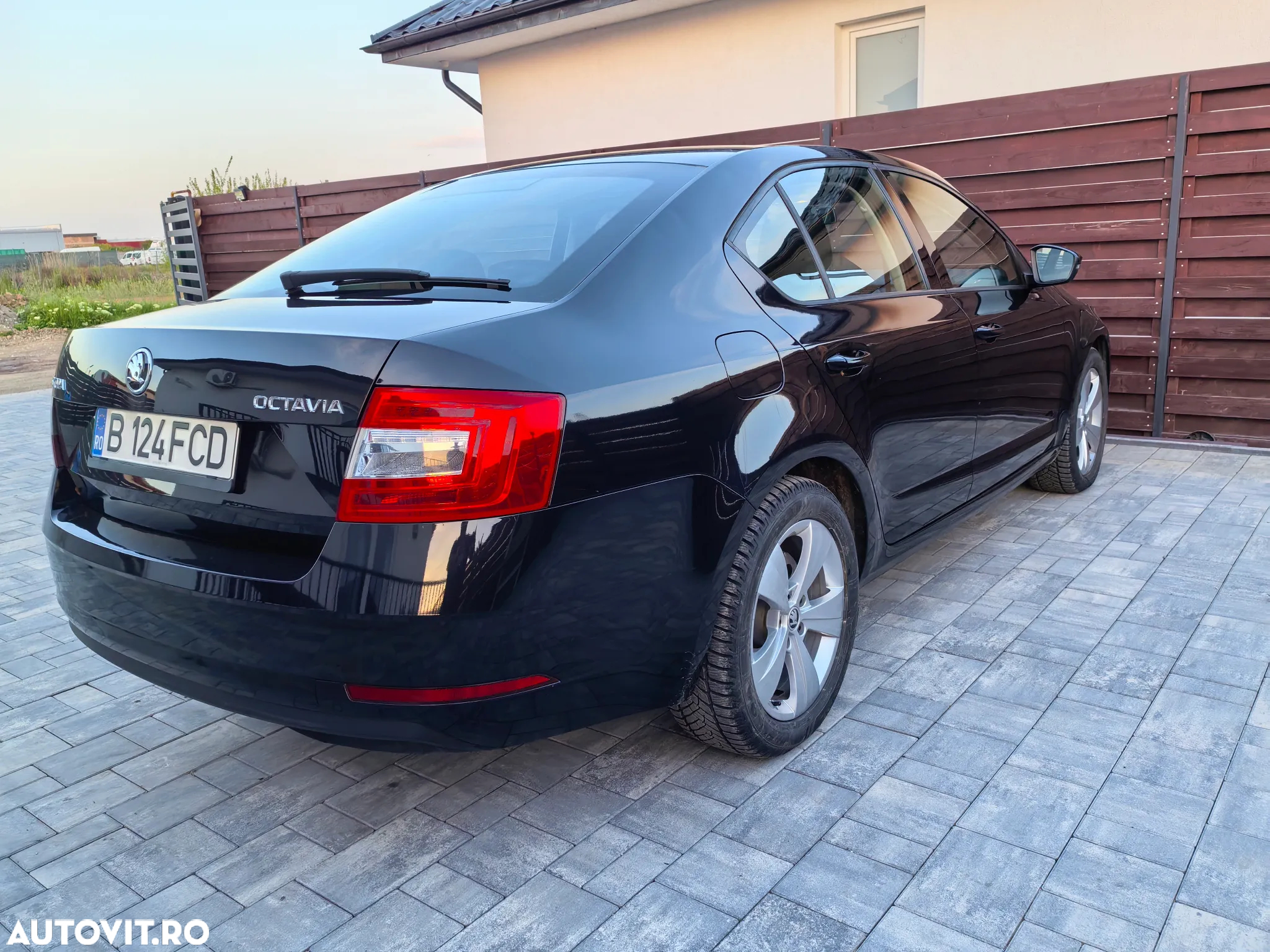 Skoda Octavia - 4