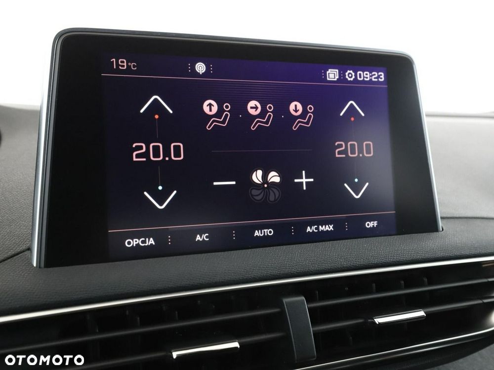 Peugeot 3008 1.2 PureTech GT S&S - 28