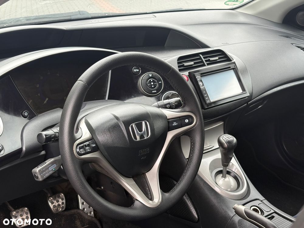 Honda Civic 1.4 i-VTEC Comfort - 10