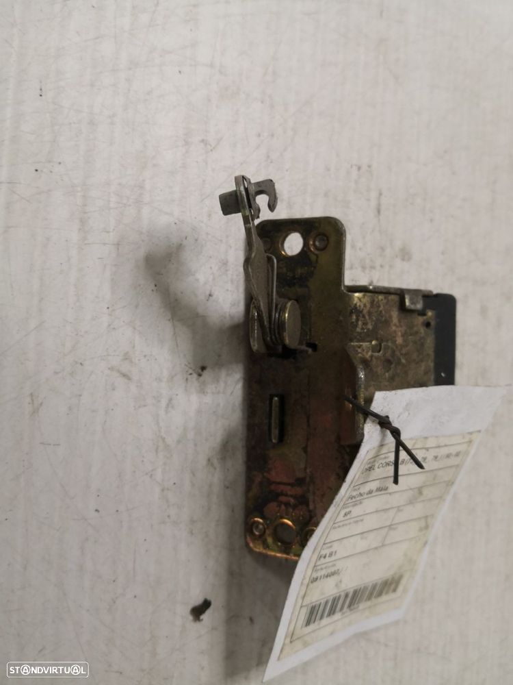 Fecho Da Mala Opel Corsa B (S93) - 2