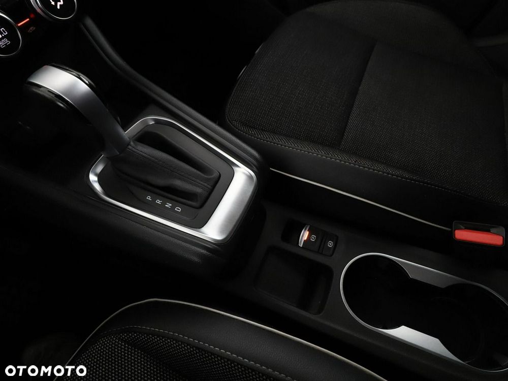 Renault Captur 1.3 TCe Intens EDC - 28