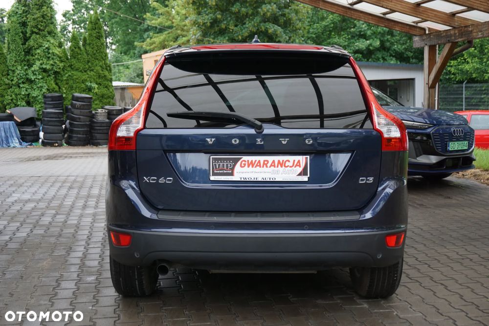 Volvo XC 60 D3 Momentum - 4