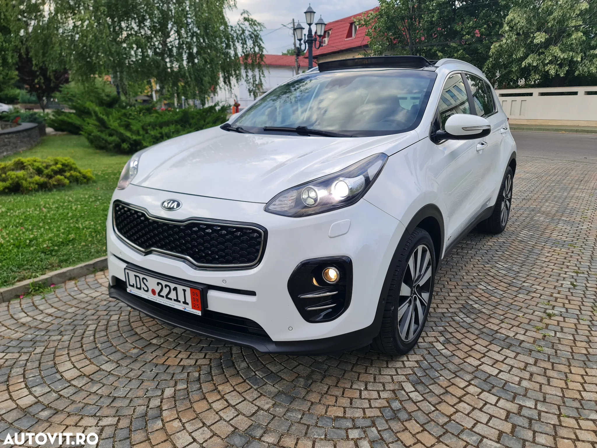 Kia Sportage 2.0 CRDI 184 AWD Aut. Platinum Edition - 14