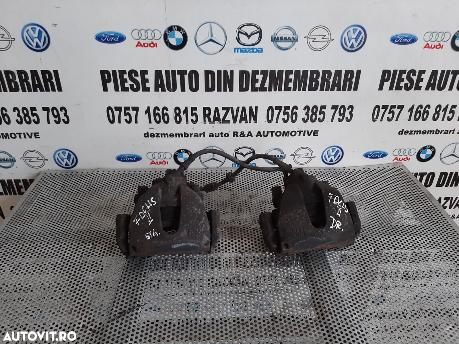 Etrieri Etrier Stanga Dreapta Fata Ford Focus 2 Facelift C Max 2 An 2005-2006-2007-2008-2009-2010-2011 Dezmembrez Ford Focus 2 Facelift 1.6 Tdci Euro 5 Motor GPDA An 2008-2011 Volan Stanga - 1