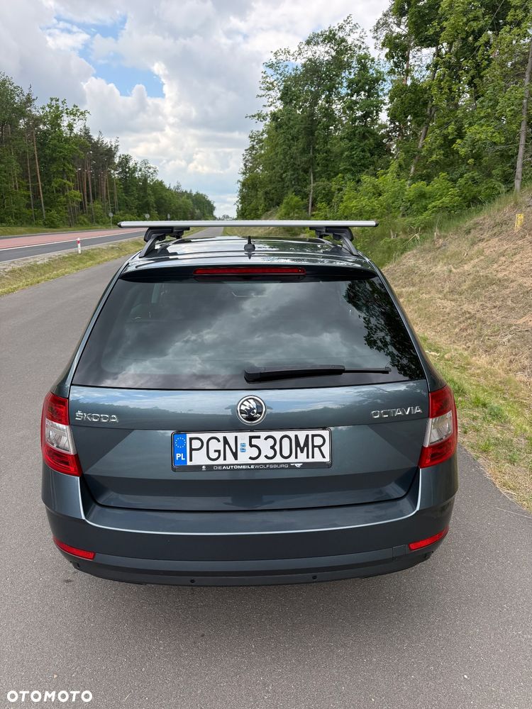Skoda Octavia 1.6 TDI DSG Premium Edition - 6