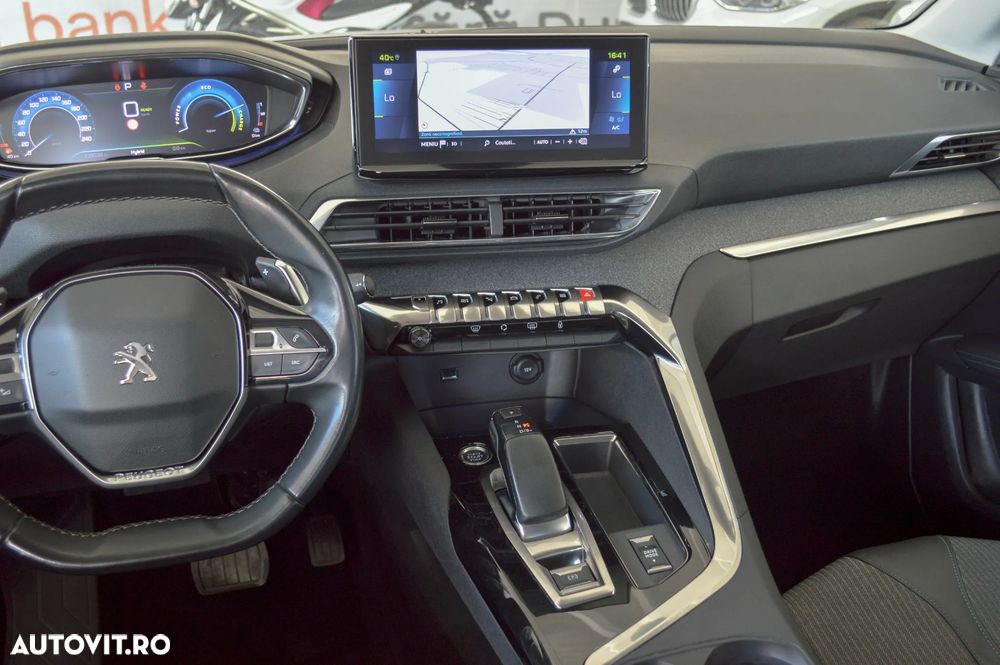 Peugeot 3008 225 e-EAT8 Allure Pack - 38
