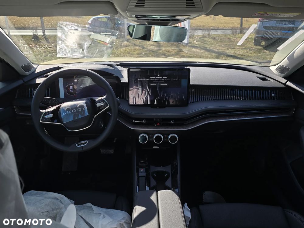 Skoda Superb 2.0 TDI SCR 4x4 L&K DSG - 5