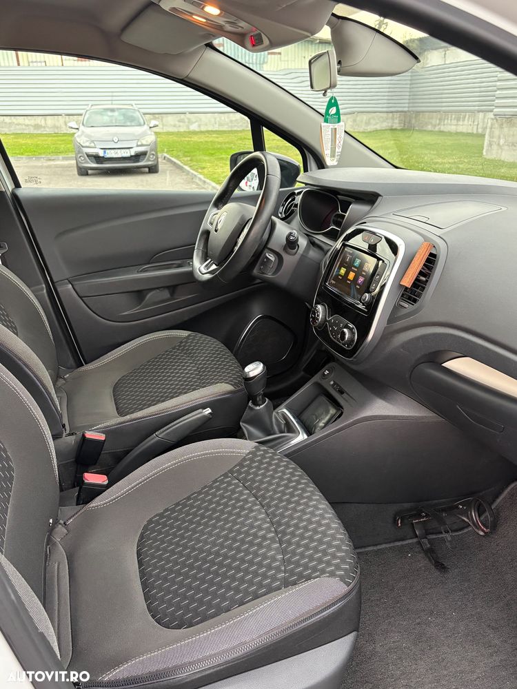 Renault Captur ENERGY TCe Intens - 19