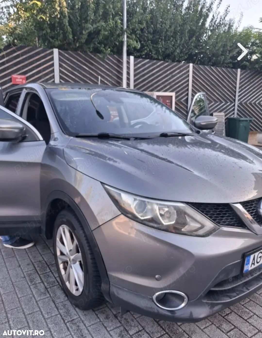 Nissan Qashqai - 1