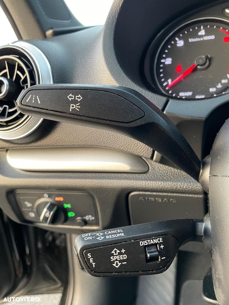 Audi A3 1.6 TDI ack S tronic sport - 9