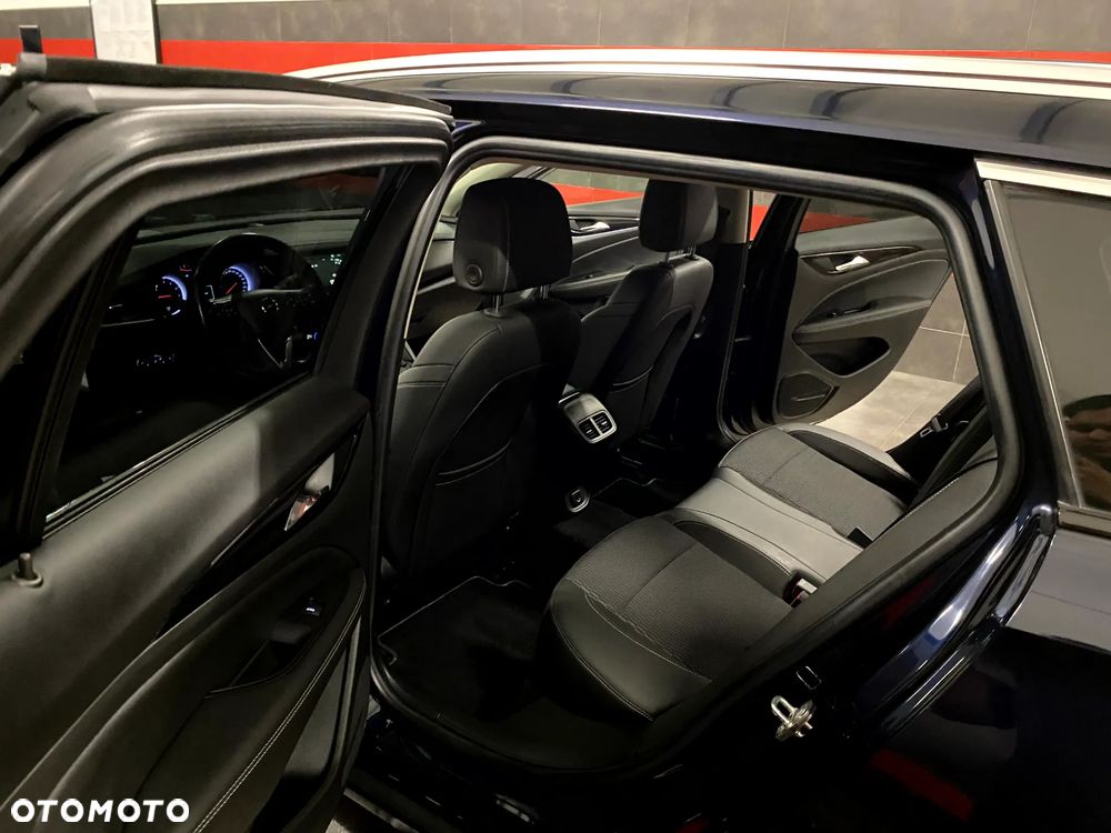 Opel Insignia 1.5 T Innovation S&S - 19