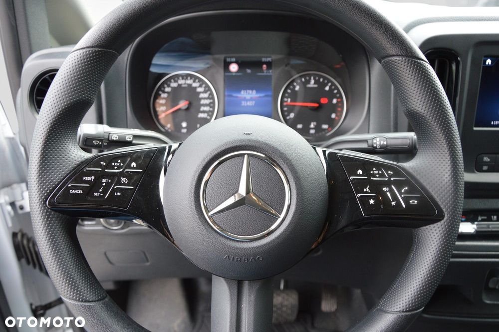 Mercedes-Benz Vito - 14