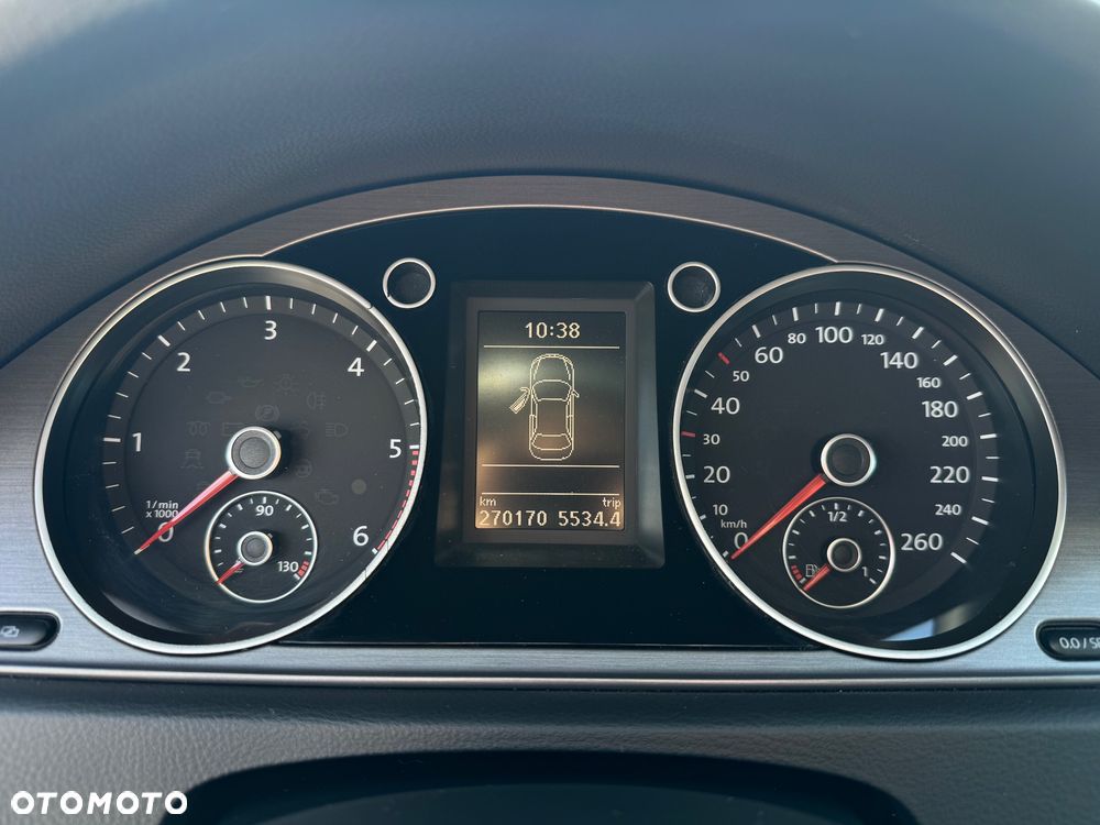 Volkswagen Passat 2.0 TDI Comfortline - 22