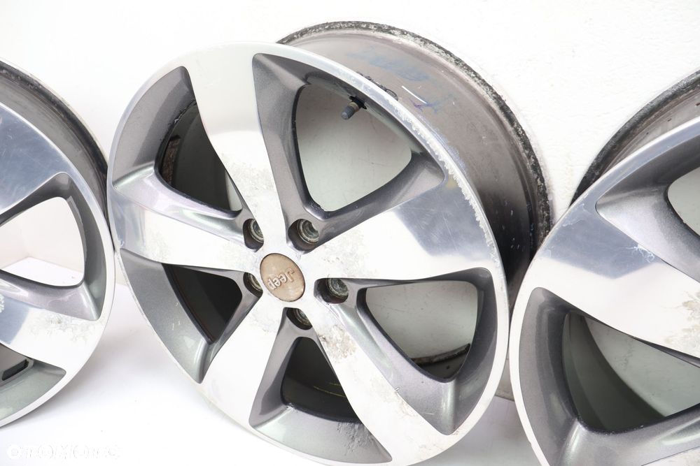 JEEP GRAND CHEROKEE WK2 FELGI ALUMINIOWE 20X8.0 1WQO9TRMAB - 4