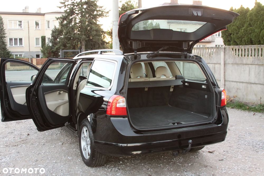 Volvo V70 2.0D Momentum - 18