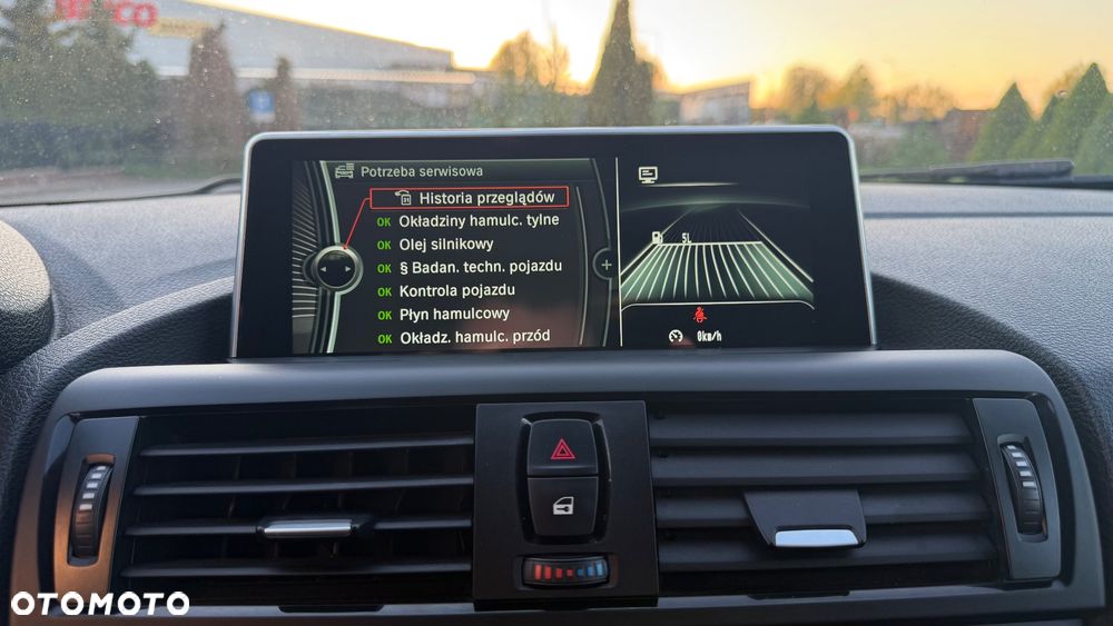 BMW Seria 1 120d - 14