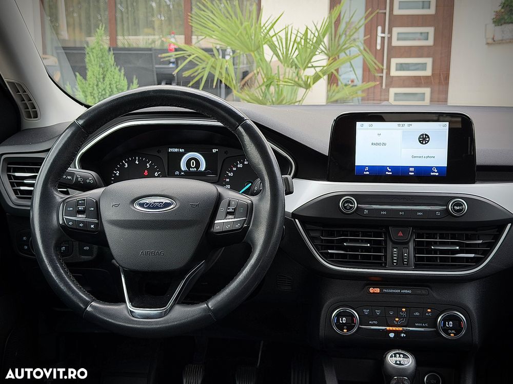 Ford Focus 1.0 EcoBoost 99g Start-Stopp-System Titanium - 11