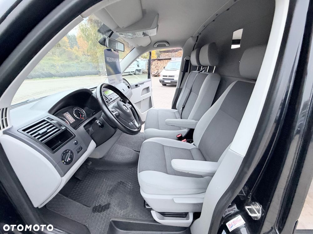 Volkswagen Transporter - 29