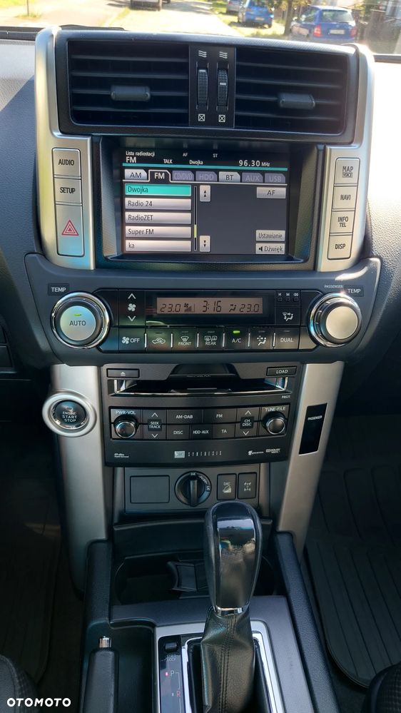 Toyota Land Cruiser LC 3.0 D-4D Premium - 6