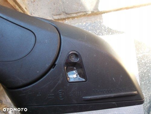 Mercedes C klasa W206 2021+ LEWE LUSTERKO 14 PIN - 10