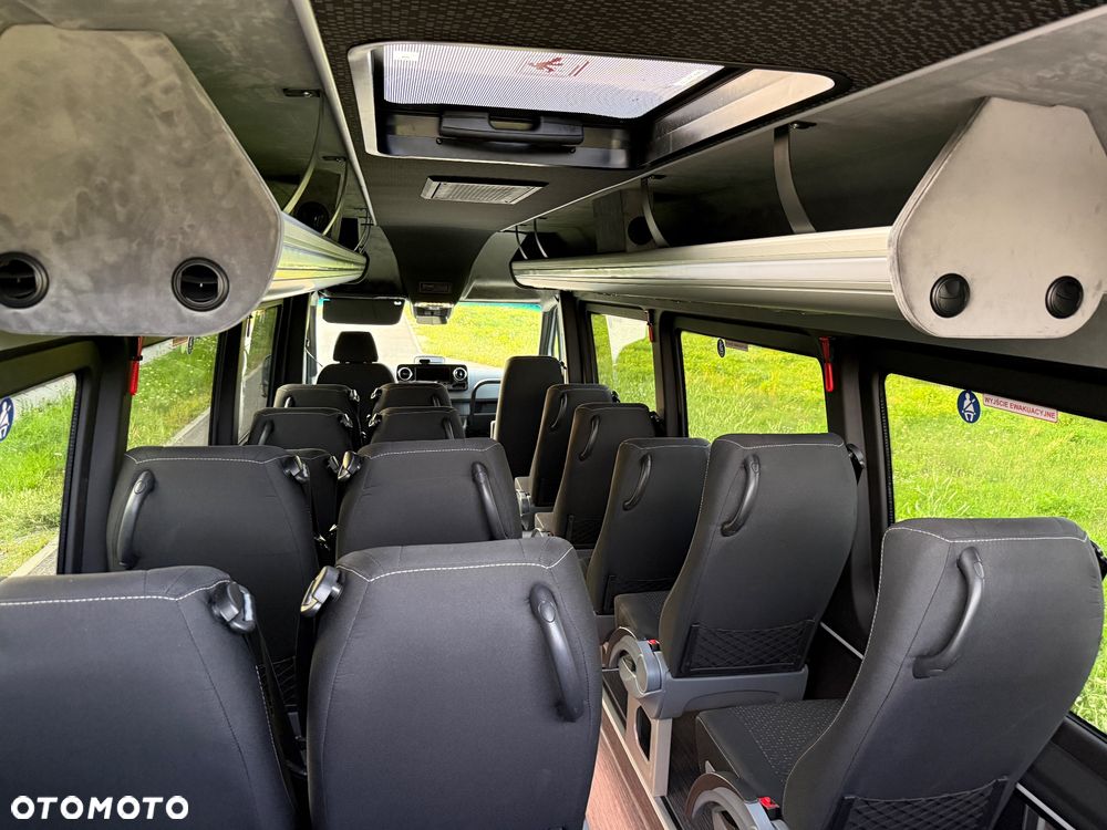Mercedes-Benz Sprinter 519 - 26