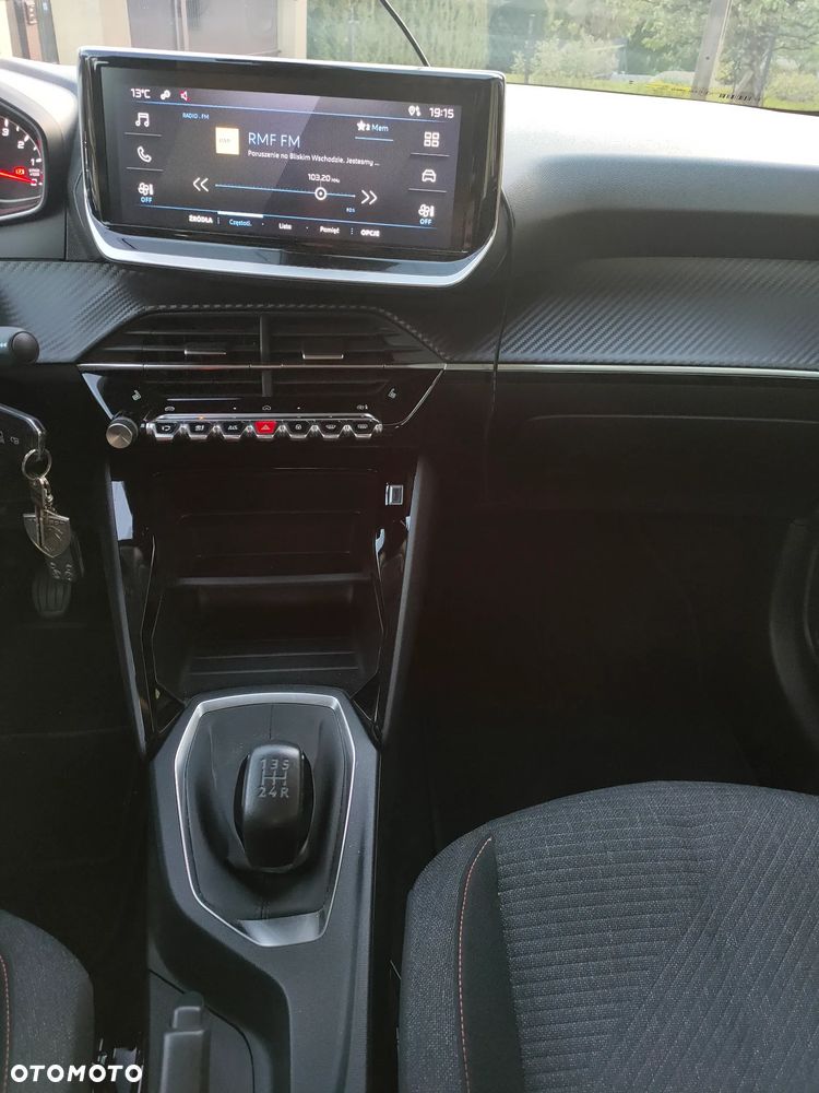Peugeot 208 1.2 PureTech Style S&S - 17