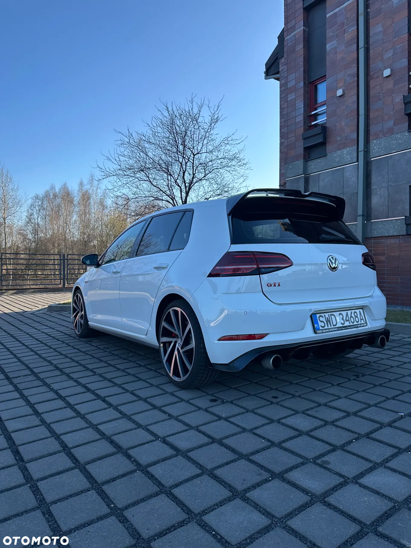 Volkswagen Golf VII 2.0 TSI BMT GTI Performance DSG - 4