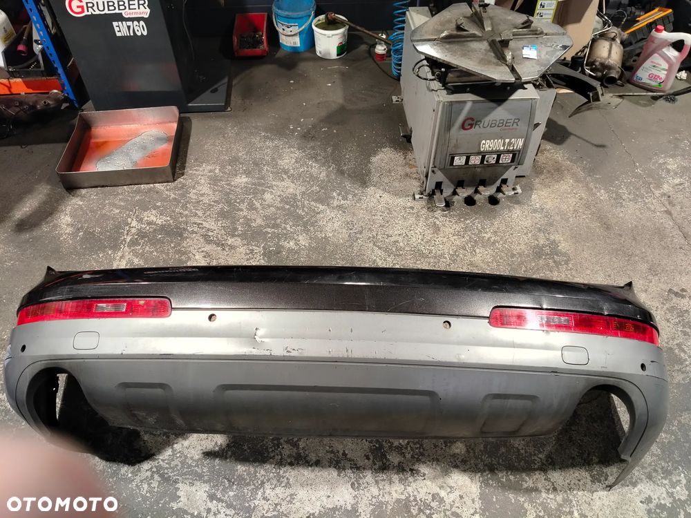 Zderzak tył Audi Q7