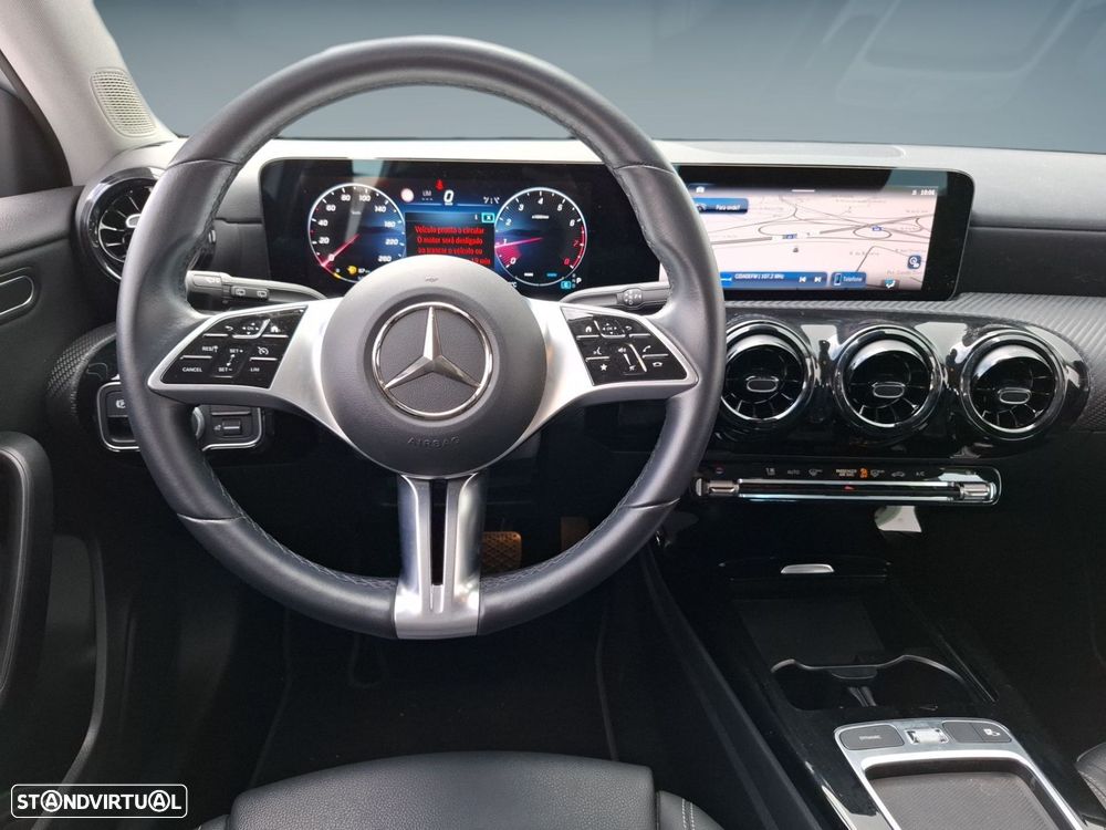 Mercedes-Benz A 200 Style Plus Aut. - 13