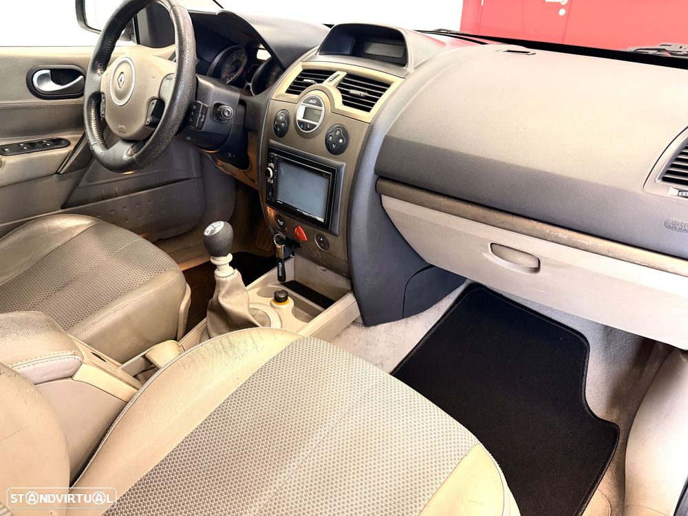 Renault Mégane Break 1.5 dCi Privilège - 11