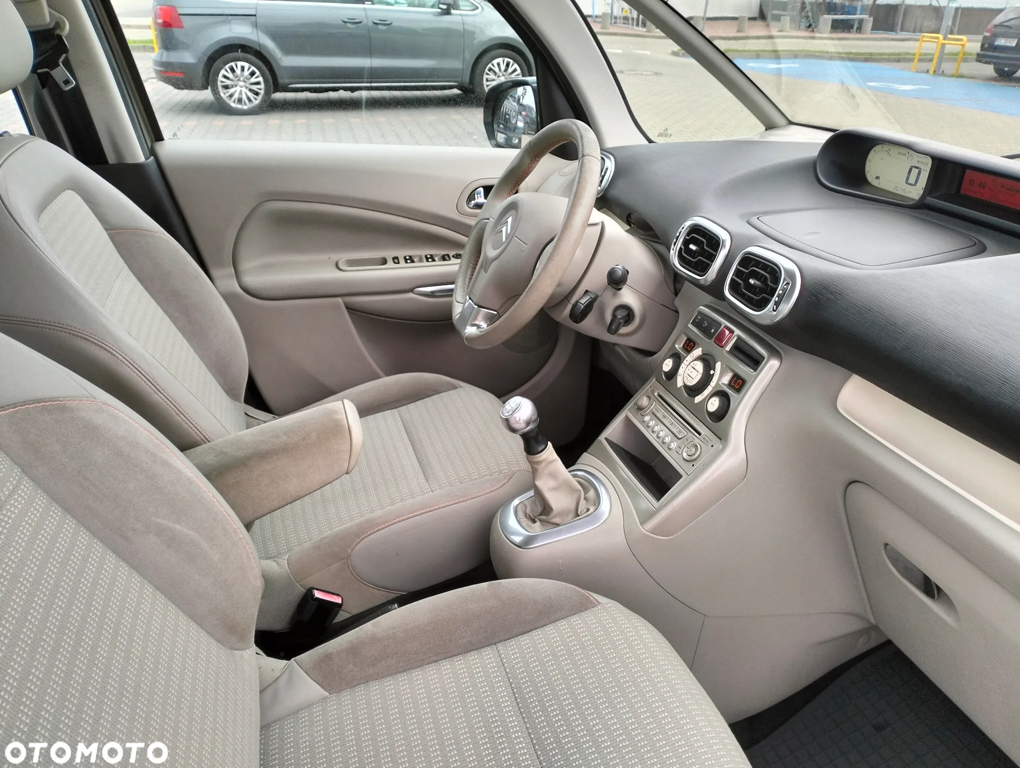 Citroën C3 Picasso 1.4i Exclusive - 36