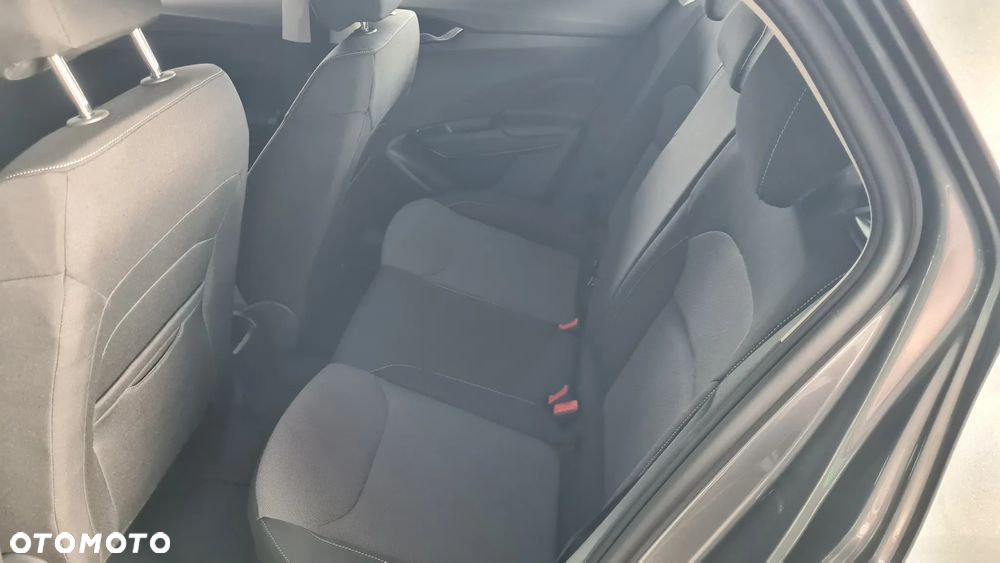 Skoda Fabia 1.0 TSI Drive DSG - 9