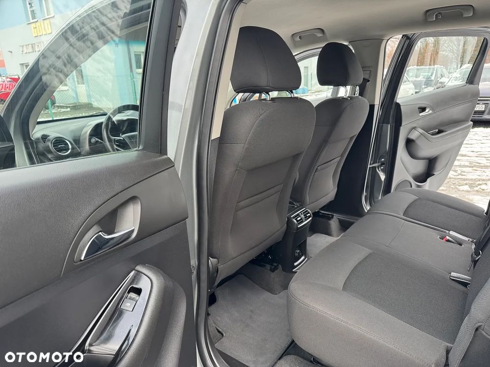 Chevrolet Orlando - 19