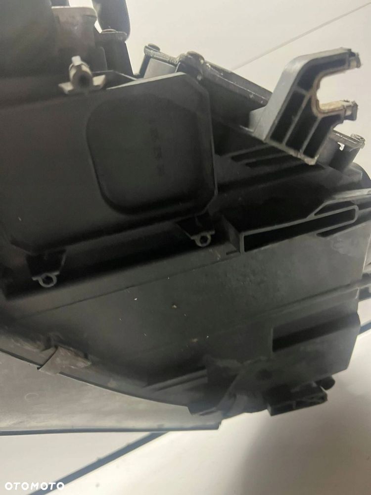 8K0 941 004 Q Reflektor Audi A4 S4 B8 8K PRZÓD PRAWY - 10