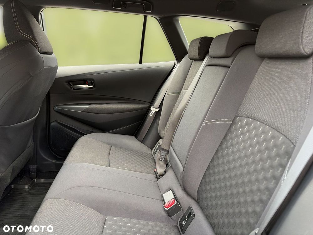Toyota Corolla 1.8 Hybrid Comfort - 16