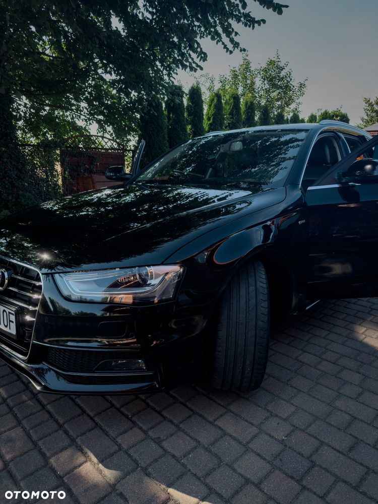Audi A4 Avant 2.0 TDI DPF multitronic S line Sportpaket - 2