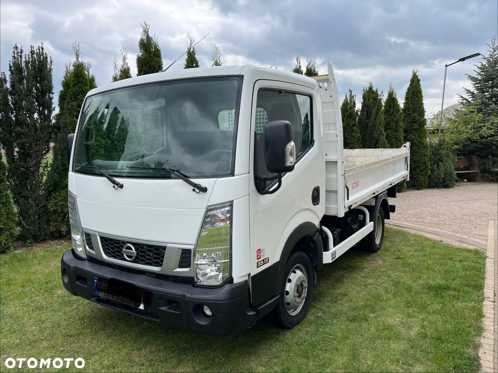 Nissan Cabstar NT 400 - 4