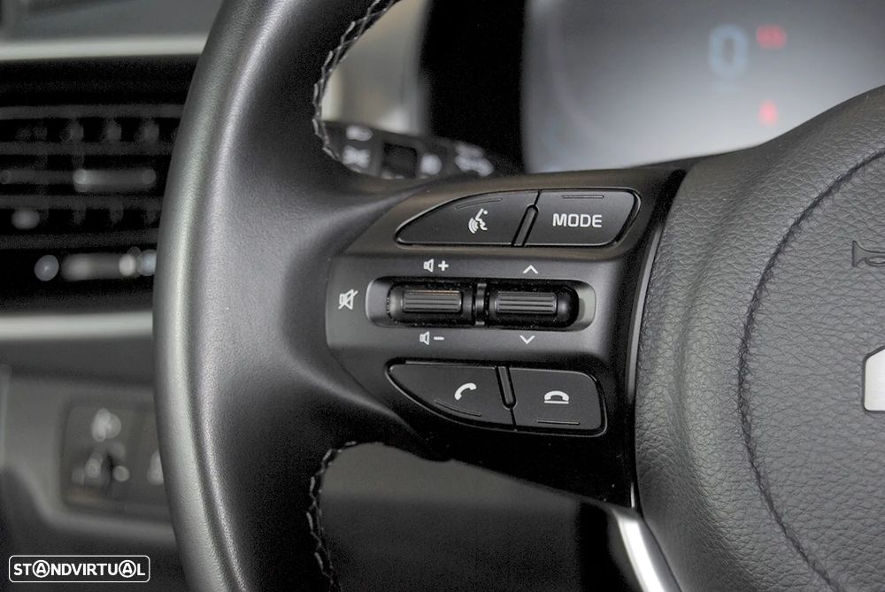 Kia Stonic 1.0 T-GDI Drive — fotografia 23