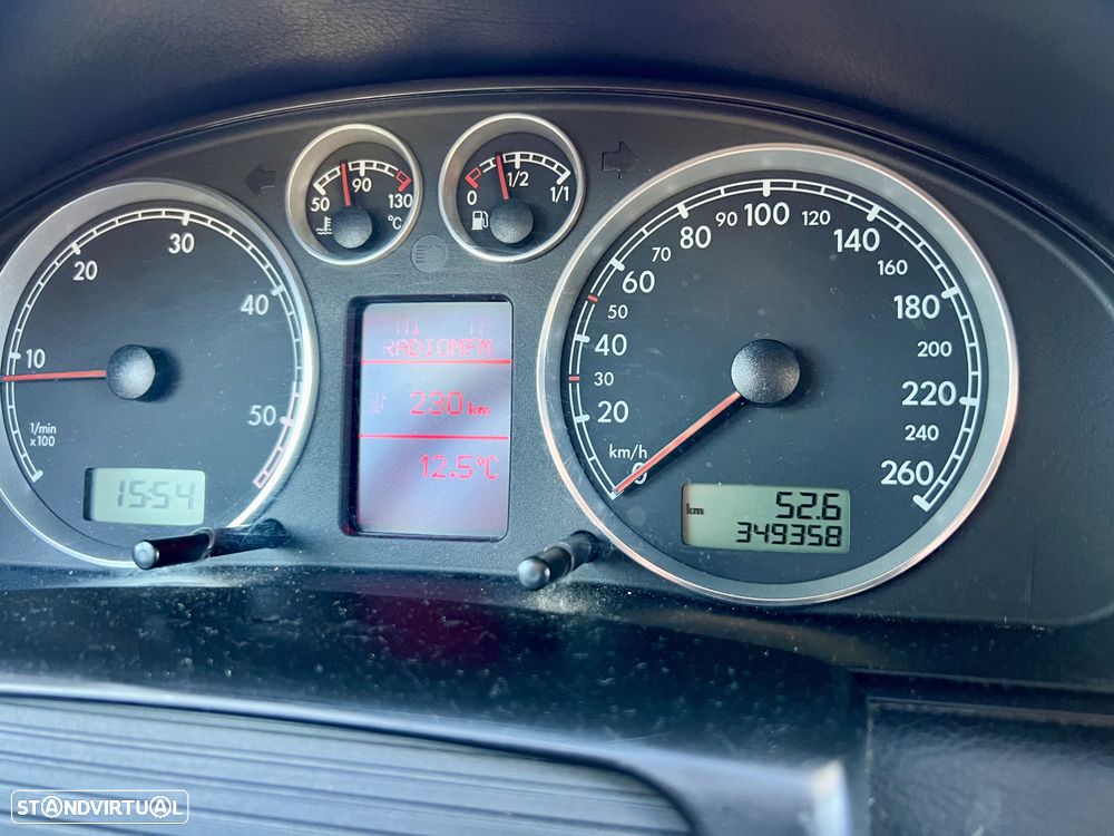 VW Passat Variant 1.9 TDi Confortline - 12